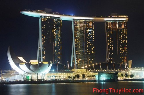 marina bay sand 2 279516 1368149046 500x0 Khu resort đắt giá có phong thủy cực tốt ở Singapore